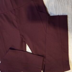 Lou & Grey for Loft Size Small Plum Pocket Leggings